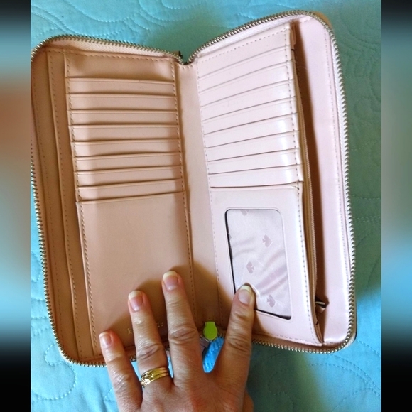 Kate Spade Staci Saffiano Leather Large Carryall Wristlet Wallet, Chalk Pink - Picture 8 of 11